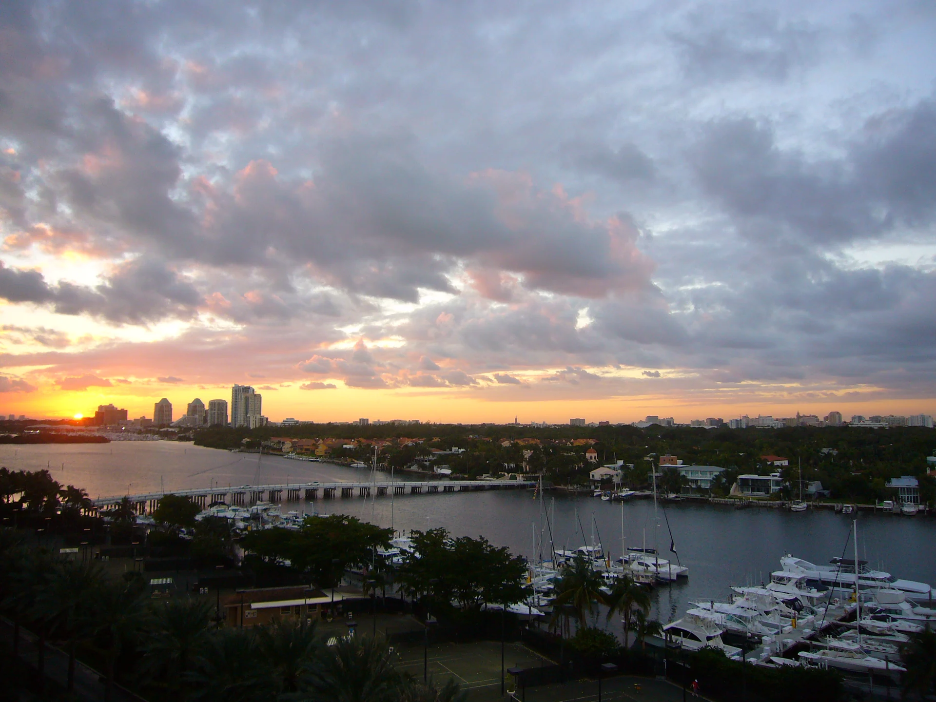 Movers in Coconut Grove, FL